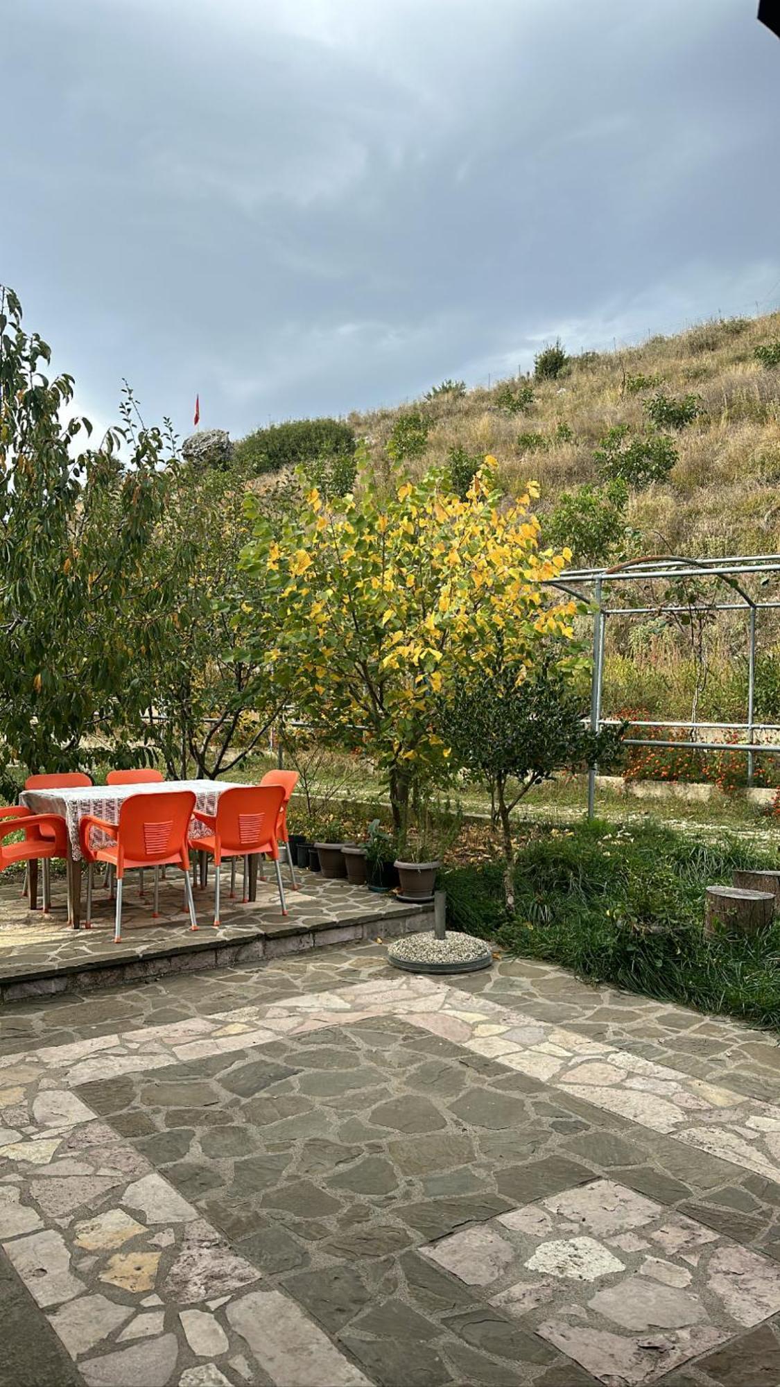 Bujtina Hader Xhebro Hostel Tepelene Exterior foto